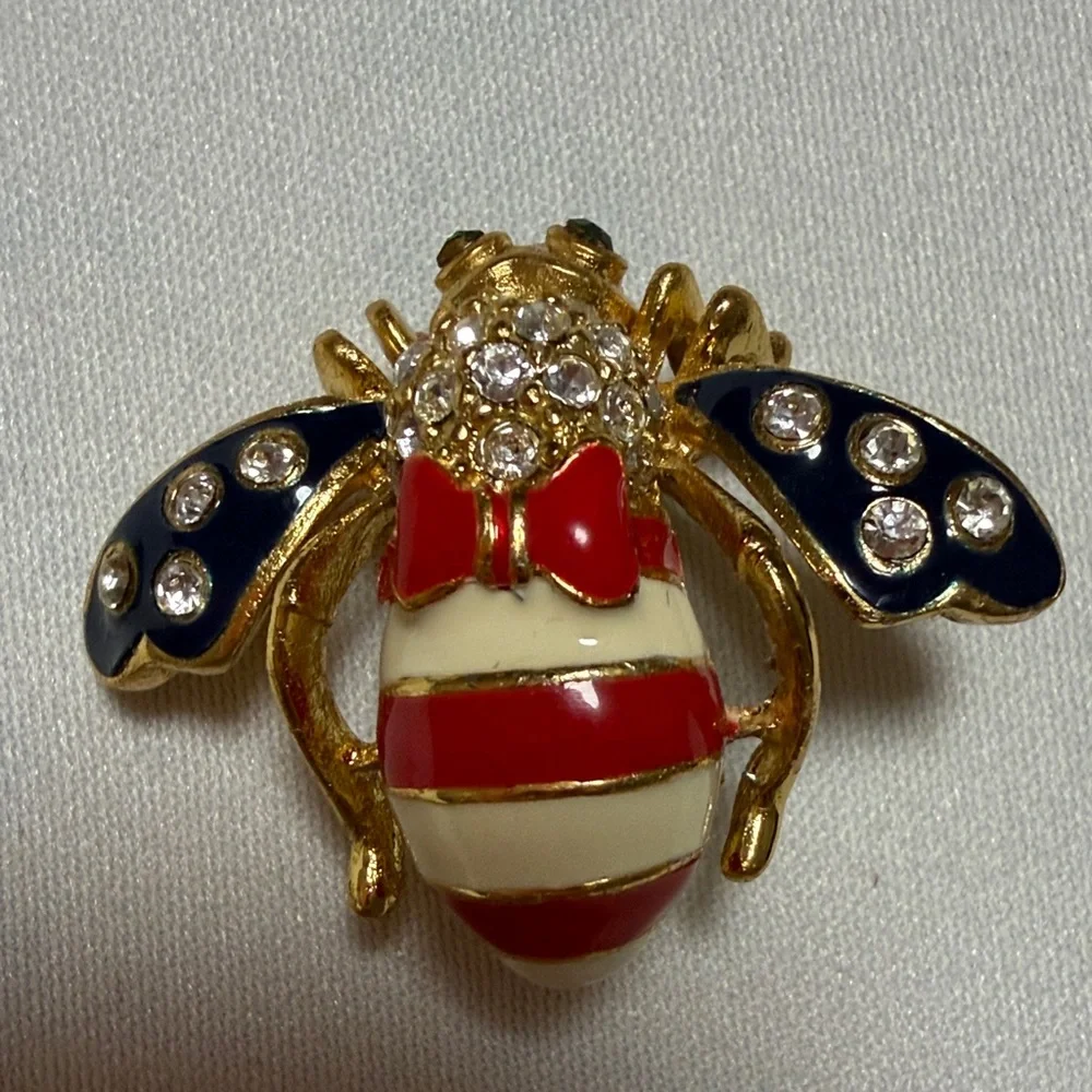 Joan Rivers Gold and Red Bee Brooch - Picture 7 of 9